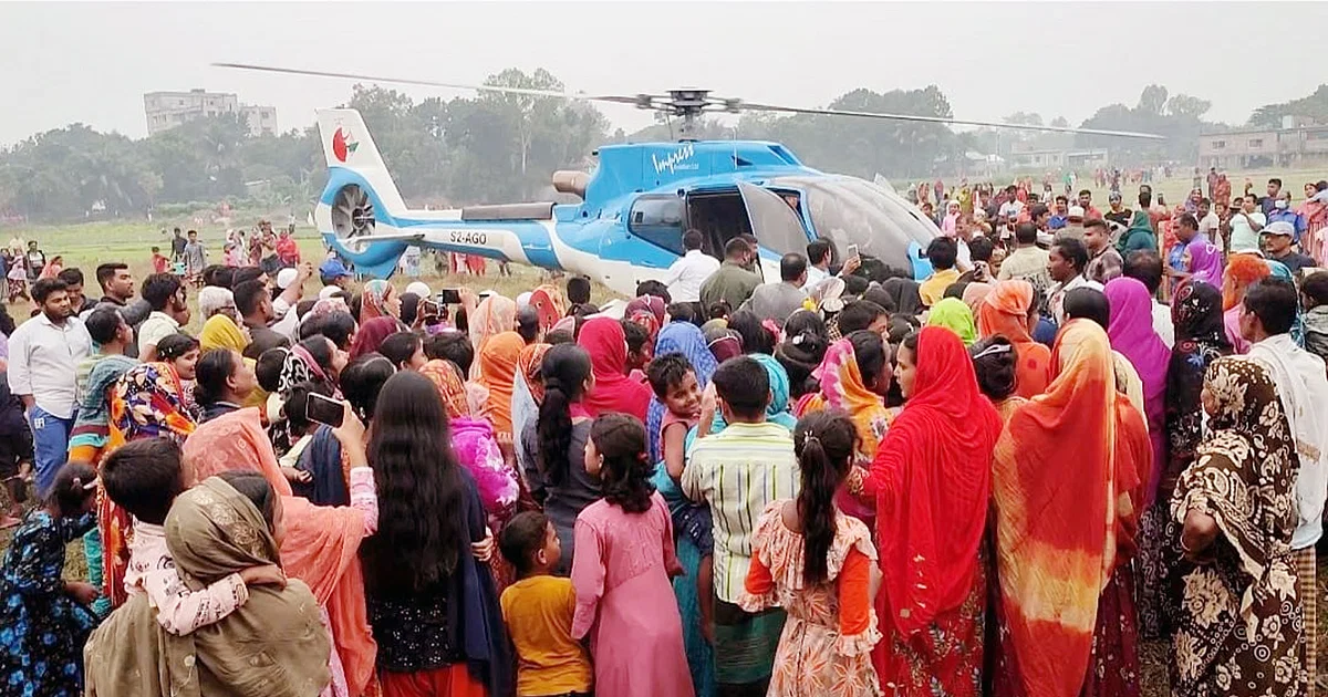 ‘বাবা-মার ইচ্ছা পূরণে’ প্রবাসীর হেলিকপ্টারে চড়ে বিয়ে 2