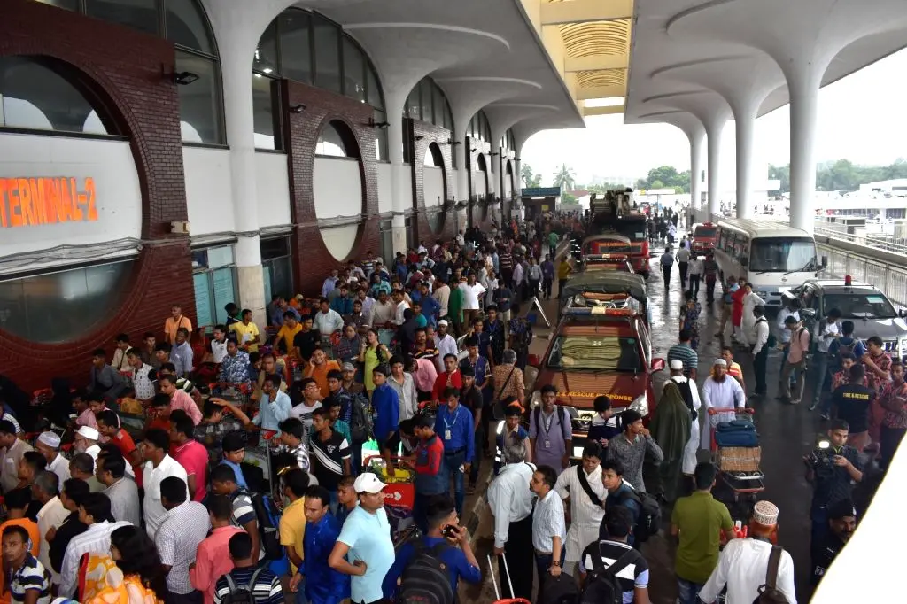 প্রবাসীদের স্যার ম্যাডাম সম্বোধন চান বেবিচক কর্মচারীরা