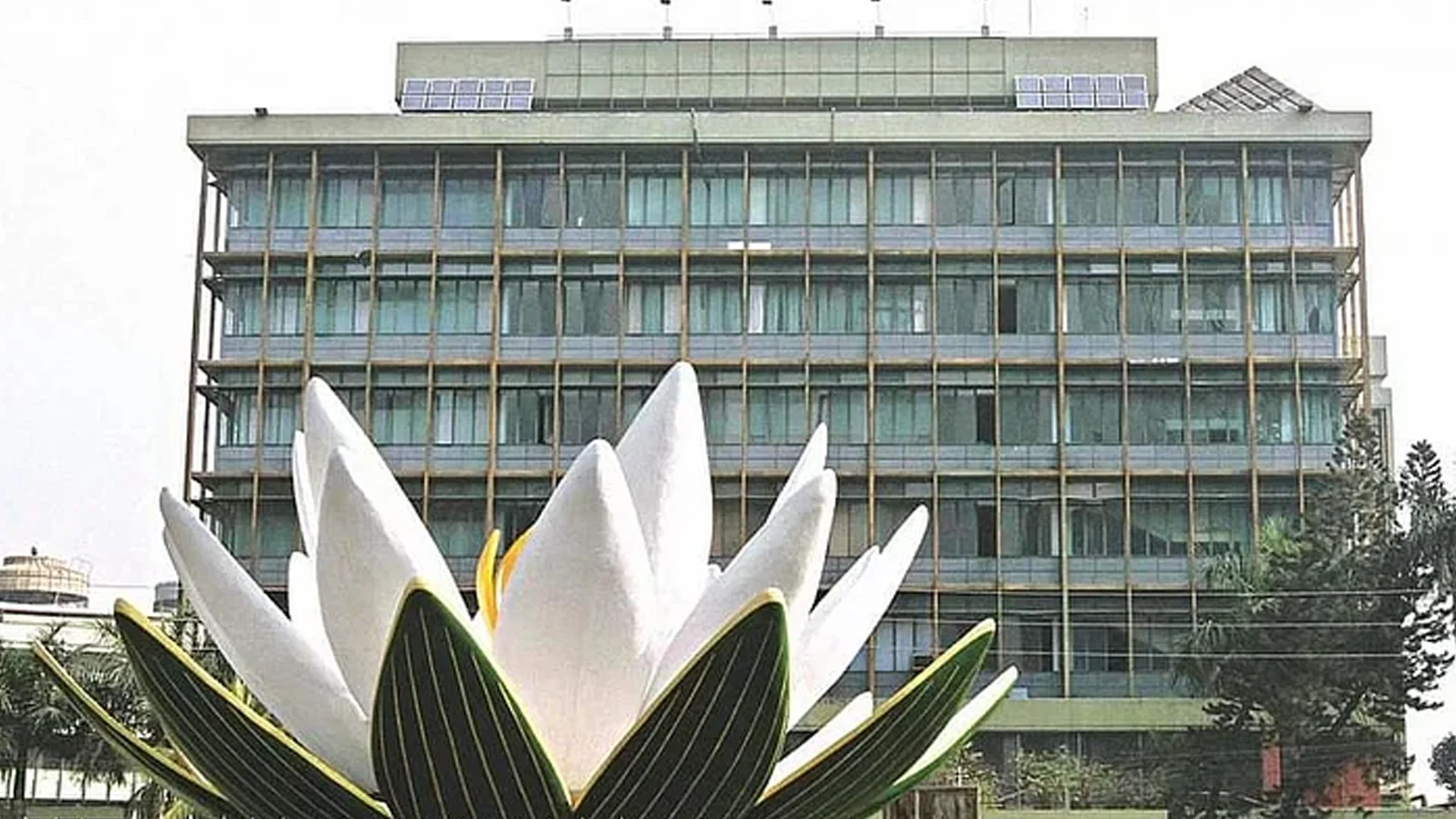 5f98f57a1f689cf69f2a91c0a0d535b6f69c8bc6fc2661e9