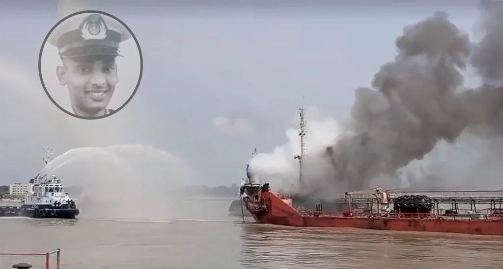 তেলবাহী জাহাজে বিস্ফোরণের ঘটনায় ২ জনের মরদেহ উদ্ধার 