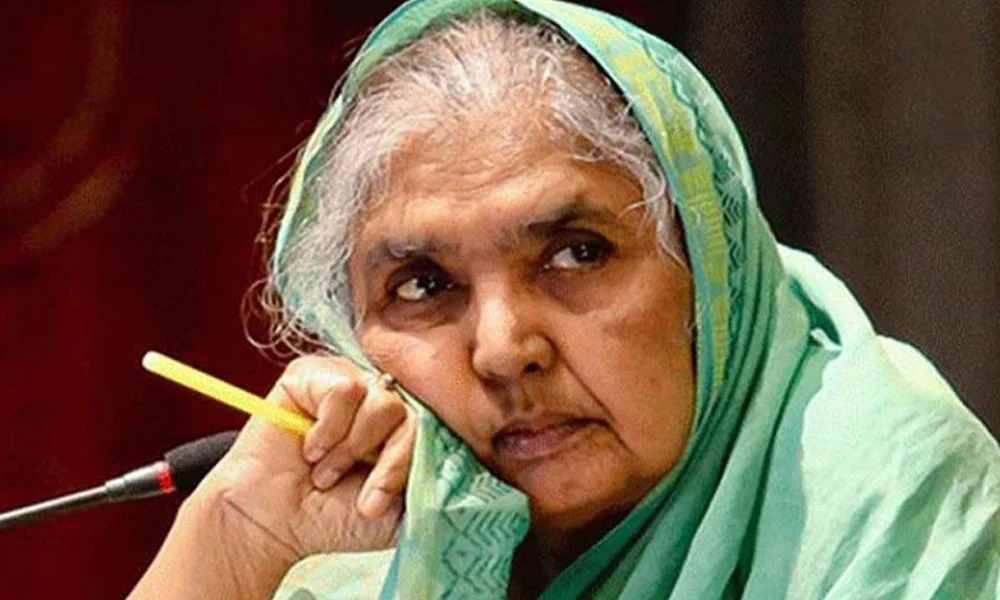 কবরের জায়গা পাননি মতিয়া চৌধুরী, স্বামীর কবরেই দাফন