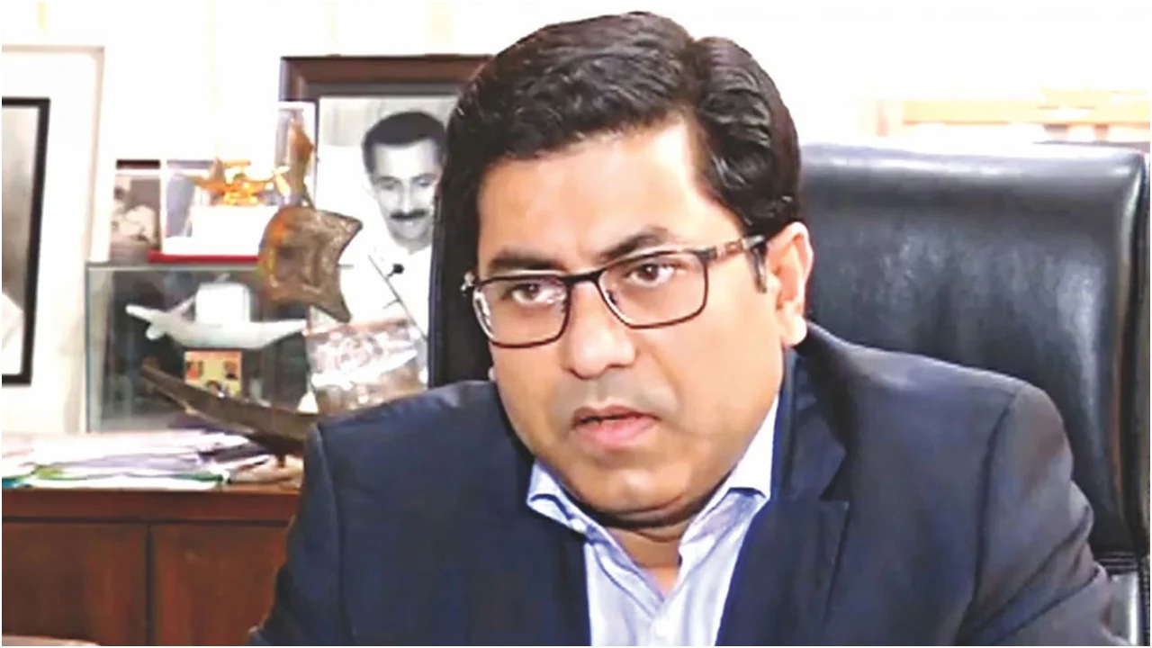 ডিএসসিসির সাবেক মেয়র তাপসকে দুদকে তলব