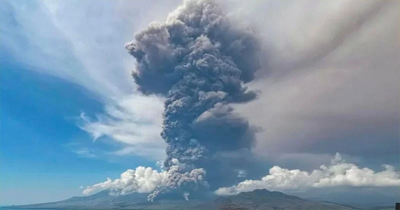 আগ্নেয়গিরির ছাইয়ের কারণে অস্ট্রেলিয়া বালি ফ্লাইট বন্ধ