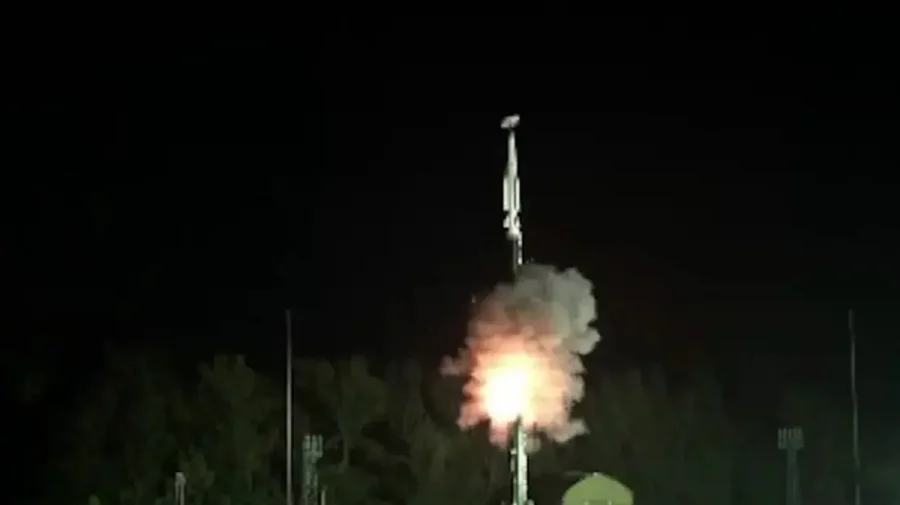 দূরপাল্লার হাইপারসনিক ক্ষেপণাস্ত্র ছুড়ল ভারত