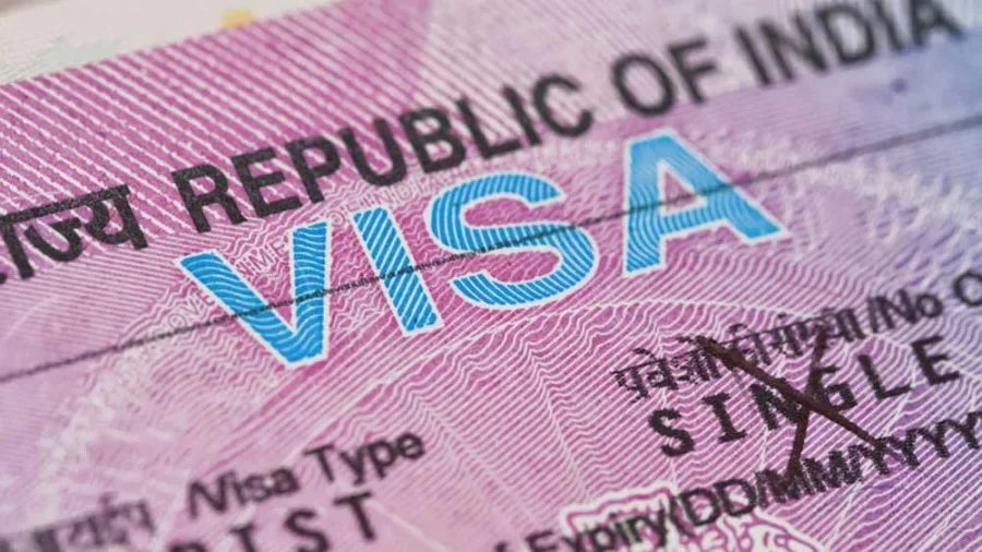 ভারতের ভিসা না পাওয়া শিক্ষার্থীরা তৃতীয় দেশের ভিসা নিতে পারবেন