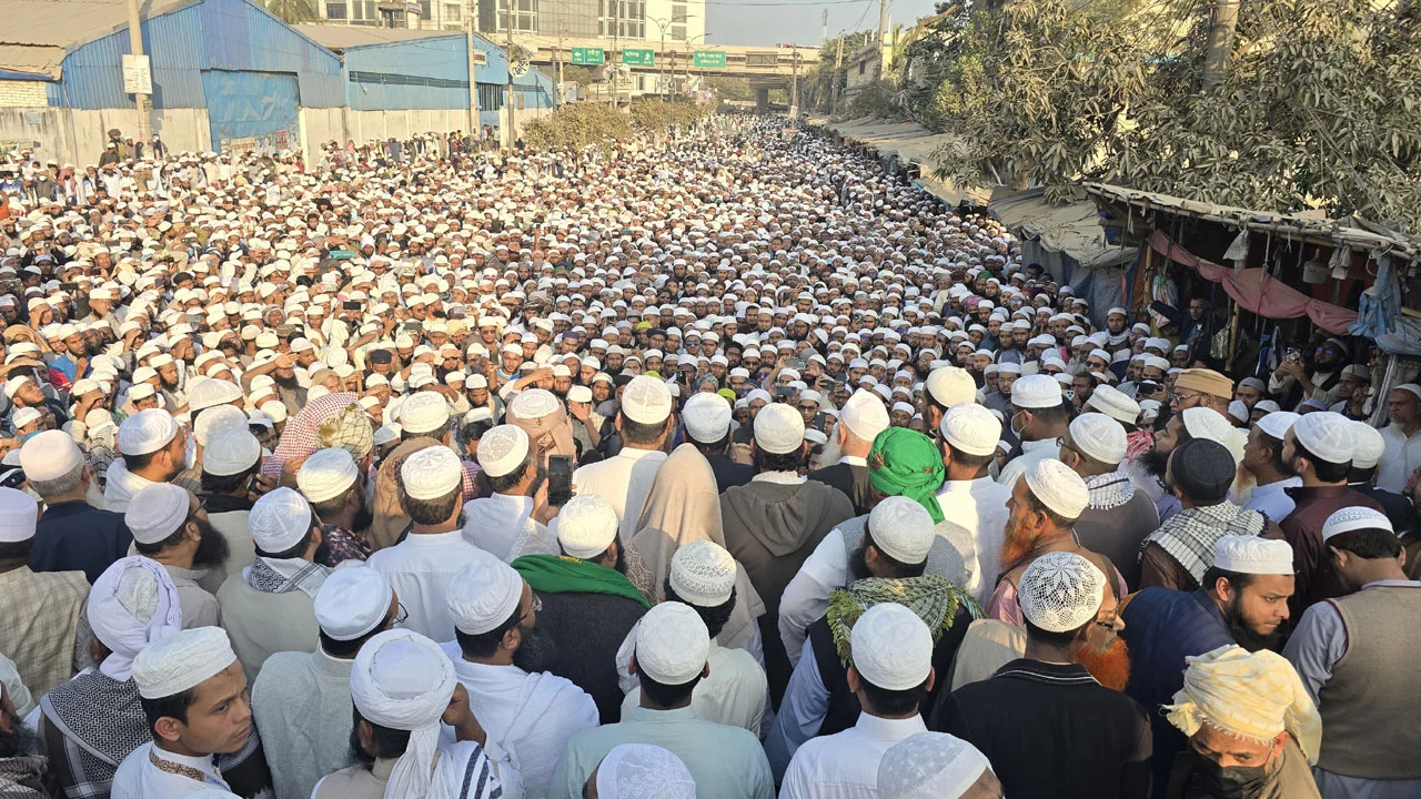 টঙ্গীতে ইজতেমা ঘিরে দু’পক্ষের পাল্টাপাল্টি আল্টিমেটাম