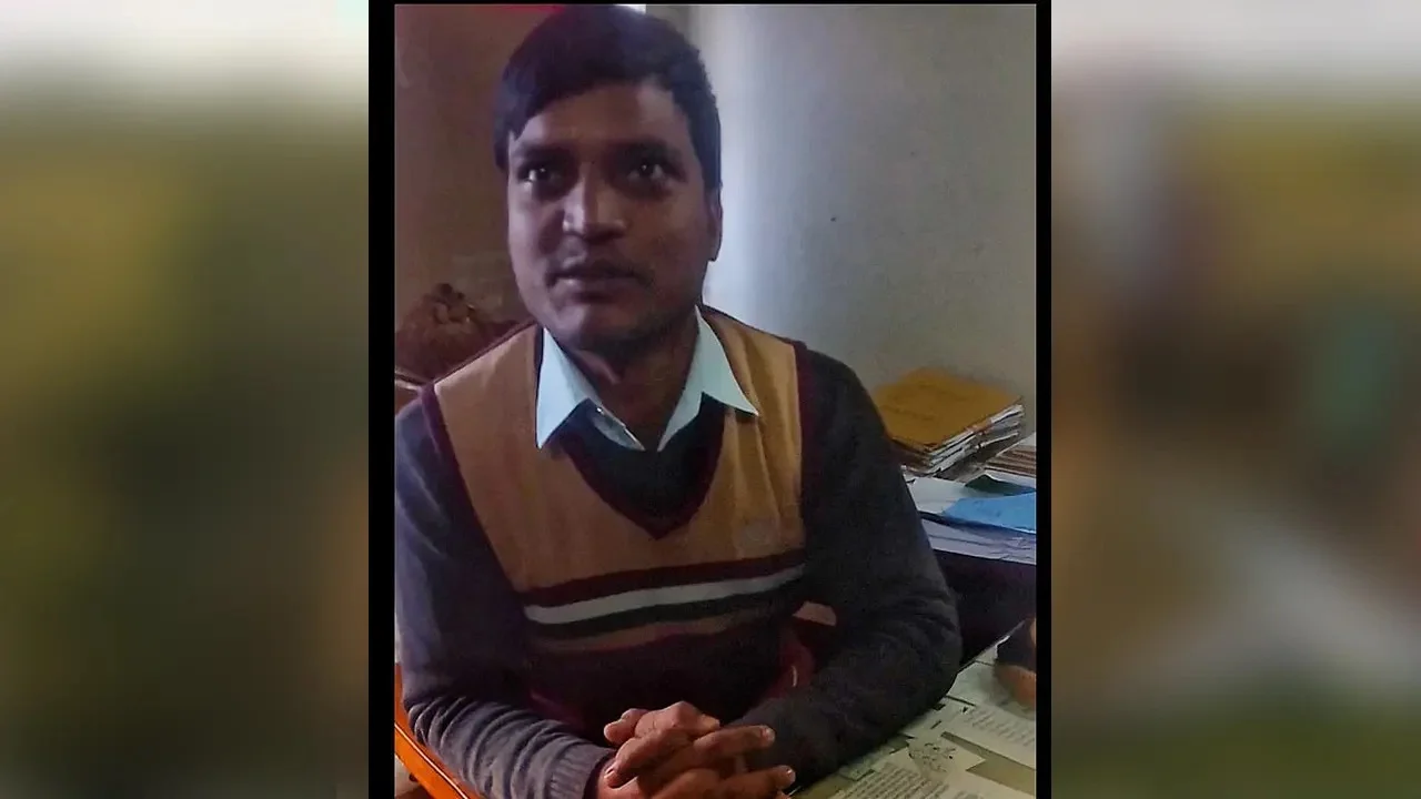 চা খেতে ২৫ হাজার নেন ইউএনওর অফিস সহকারী রায়হান