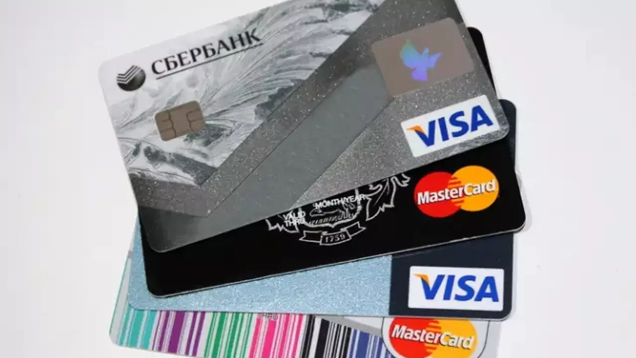 '৯৯৯ নম্বর ক্লোন' করে বিকাশ ডেবিট ক্রেডিট কার্ডের পিন চাচ্ছে প্রতারকরা