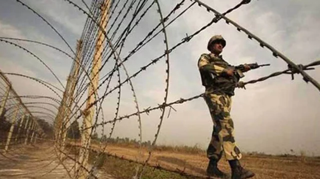 গুলি করে বৃদ্ধের মরদেহ নিয়ে গেল বিএসএফ