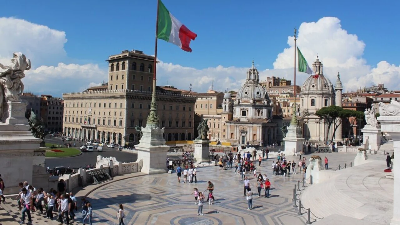 বাংলাদেশি শিক্ষার্থীদের সুখবর দিল ইতালি