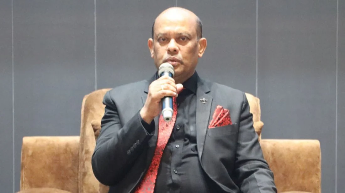 বিমানবন্দরের শৃঙ্খলা মেনে চলতে যাত্রীর স্বজনদের আহ্বান