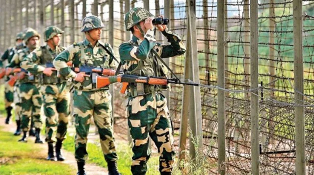 ভারতে অনুপ্রবেশ, বাংলাদেশিকে ধরে নিয়ে গেলো বিএসএফ