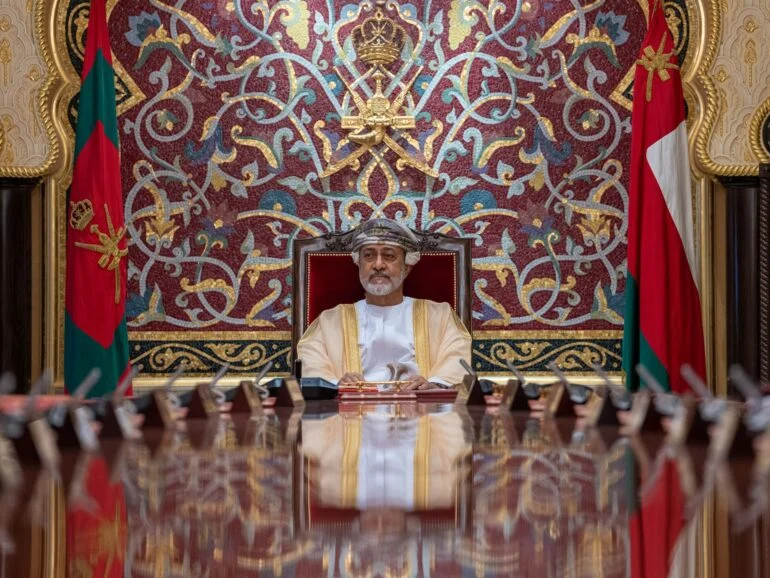 ওমানের সুলতানের ঐতিহাসিক সিদ্ধান্ত, প্রবাসীদের জন্য নাগরিকত্বের নতুন সুযোগ