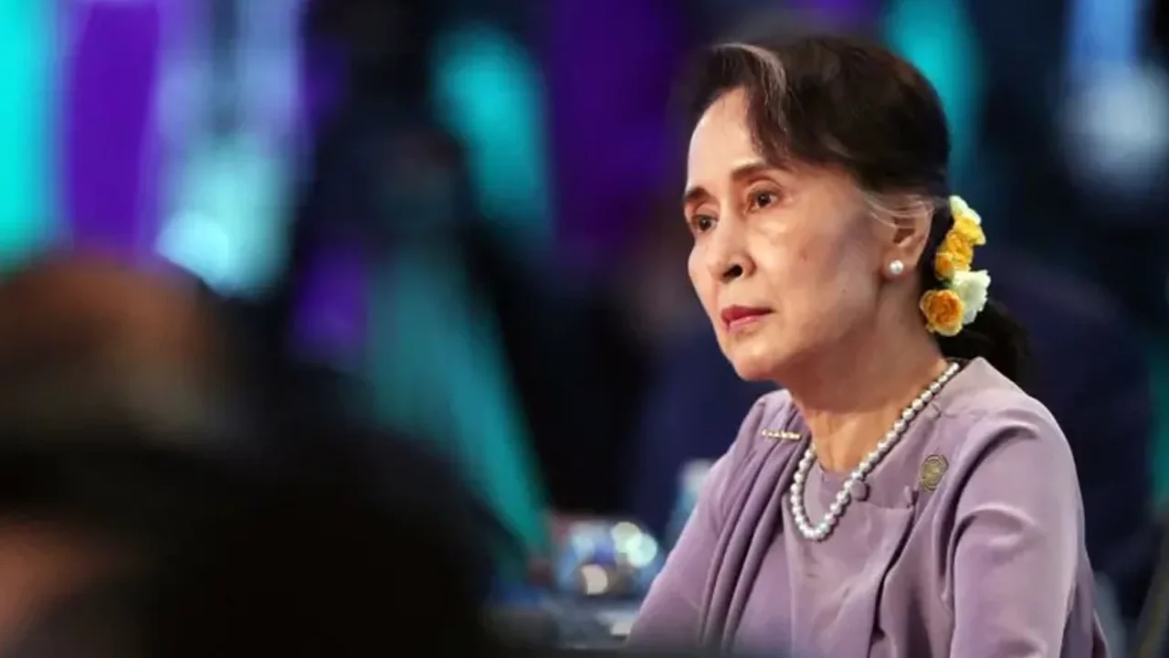 মিয়ানমারে ভূমিকম্পে ব্যাপক ক্ষয়ক্ষতি, বেঁচে আছেন কি সু চি?