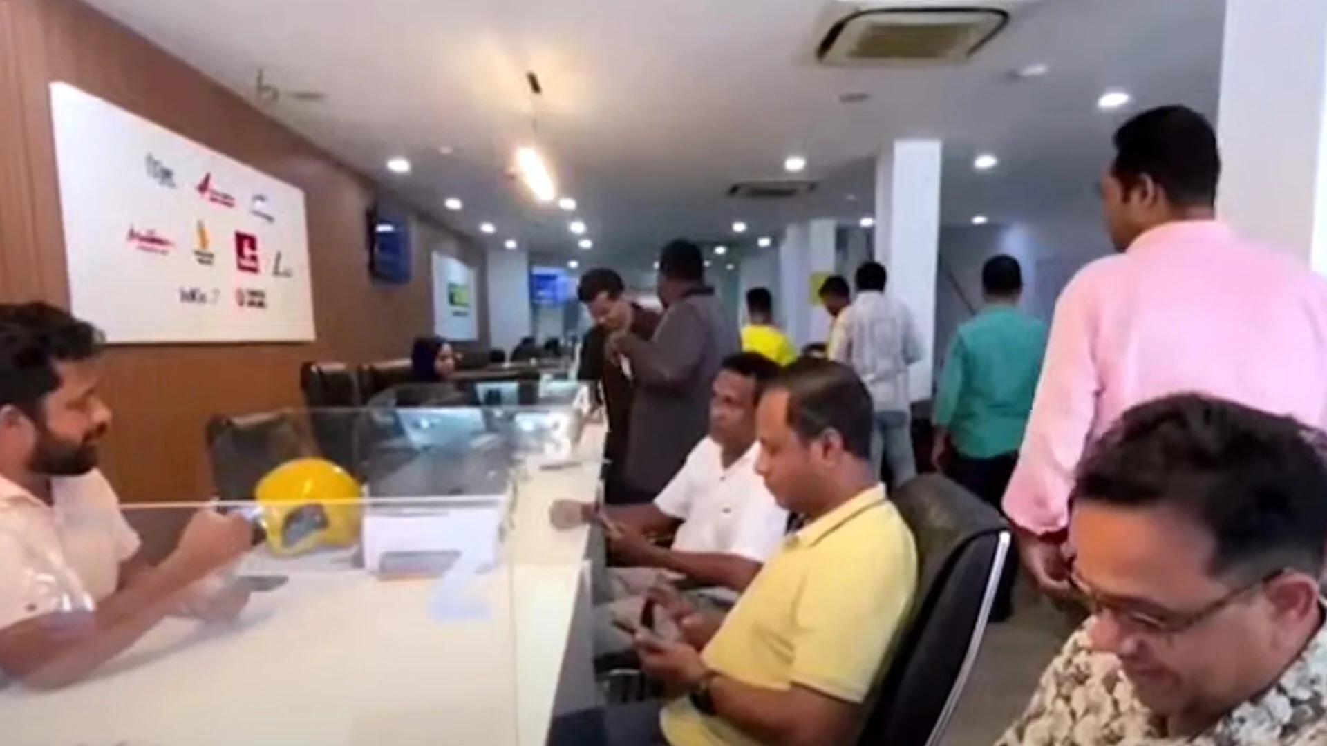 মালদ্বীপে ডলার কনভারশনে ক্ষতিগ্রস্ত প্রবাসীরা