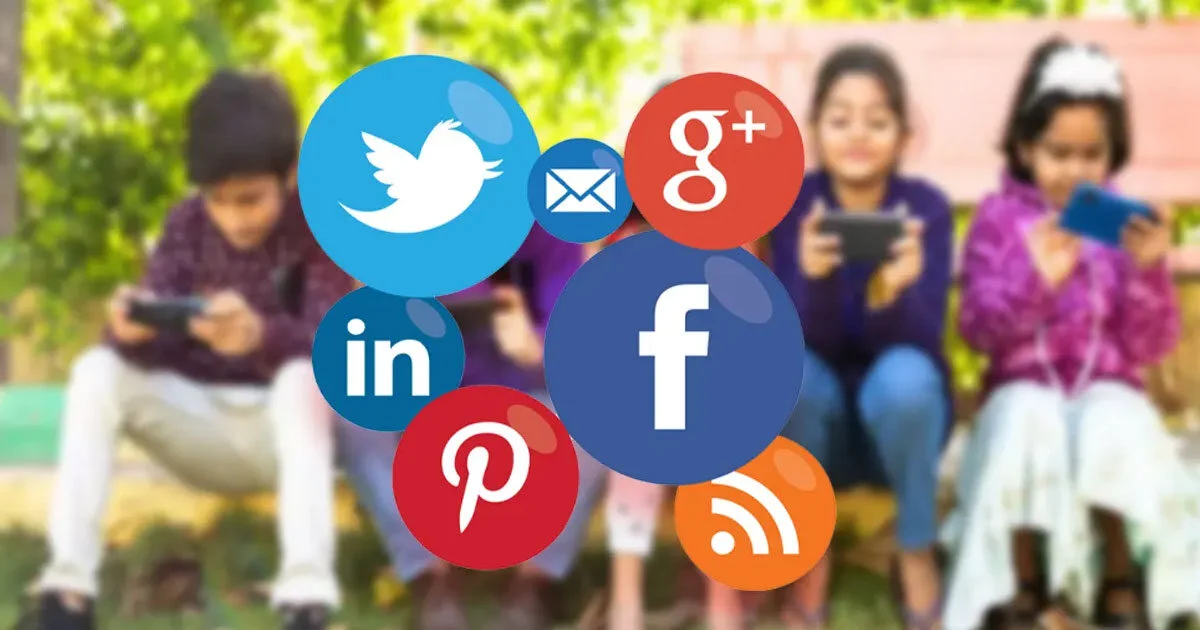 সোশ্যাল মিডিয়ায়