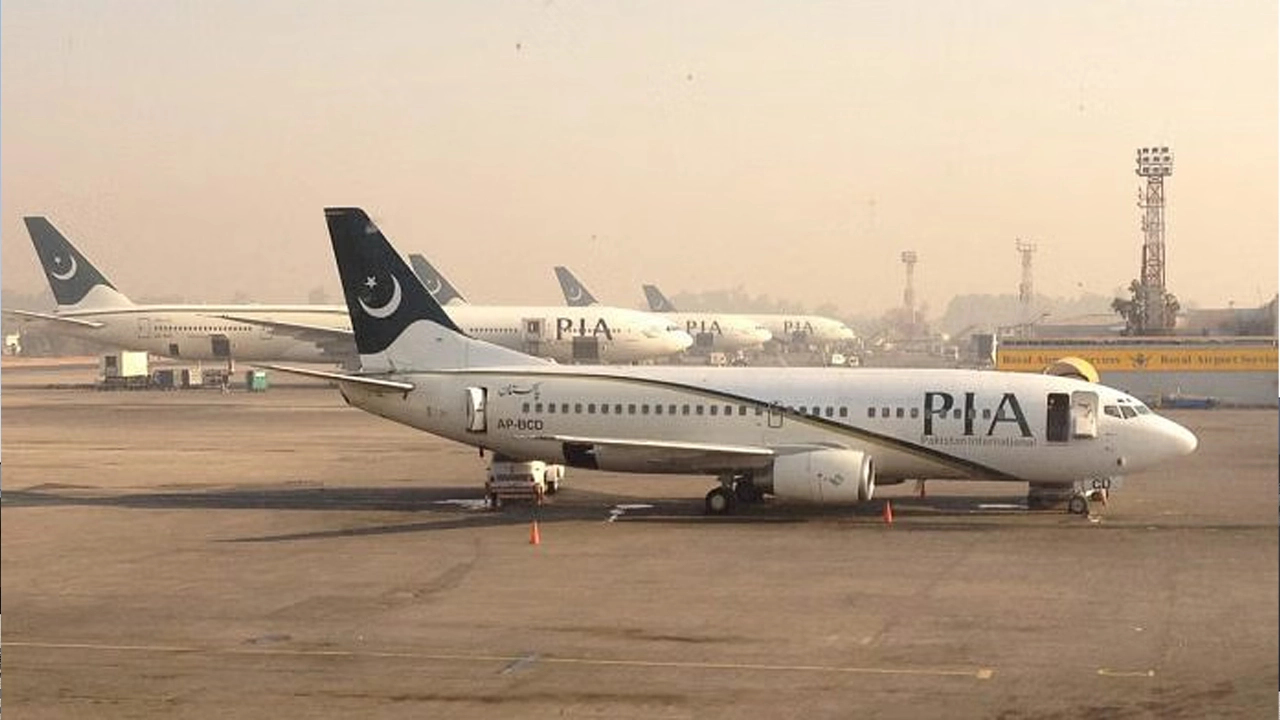 Highest alert at all airports in pakistan, what is going to happen