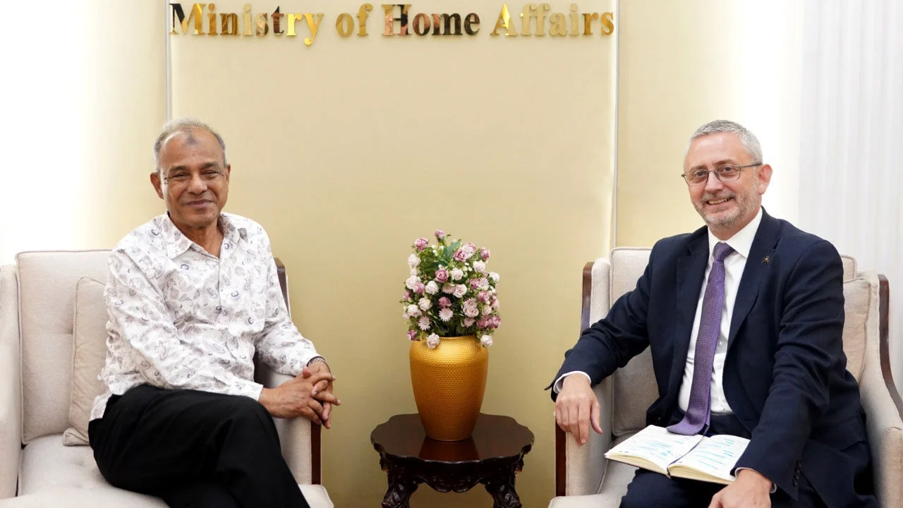 ঢাকায় ইইউভুক্ত দেশের জন্য ভিসা সেন্টার খোলার অনুরোধ