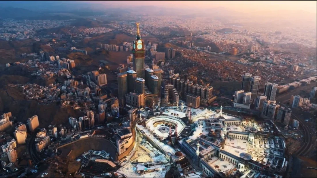 নতুন আকৃতিতে পবিত্র কাবা শরিফের মসজিদ