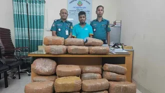 নারীর মৃত্যুর তদন্তে গিয়ে মিলল ৮৬ কেজি গাঁজা