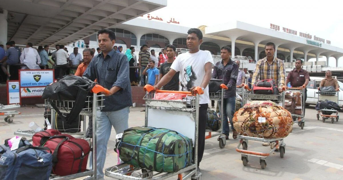 যুক্তরাষ্ট্র থেকে ফেরত পাঠানো হল ৩১ বাংলাদেশিকে