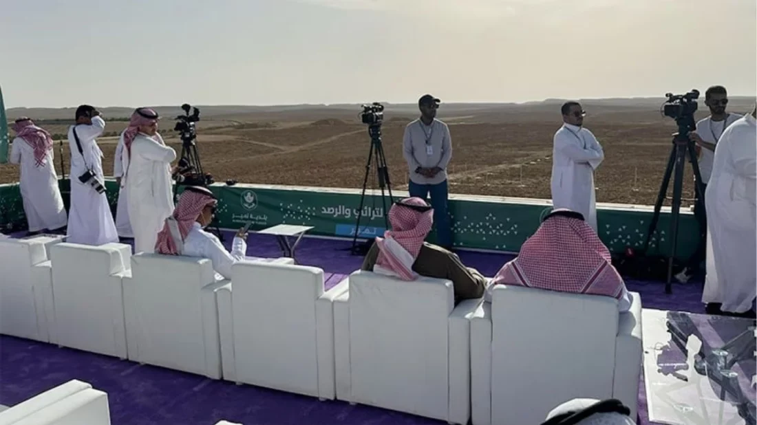 সৌদি আরবে ঈদের তারিখ নিয়ে তুমুল বিতর্ক জ্যোতির্বিদের সমালোচনা