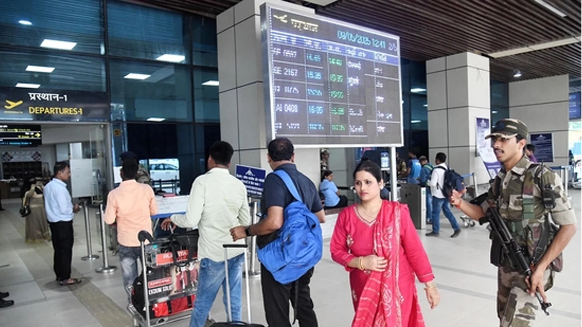 32 airports in india temporarily closed