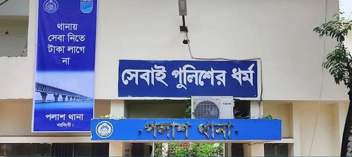 Attack and looting of expatriate's house led by volunteer group leader