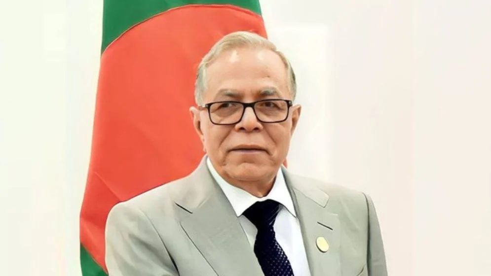 How the former president left the country in disguise