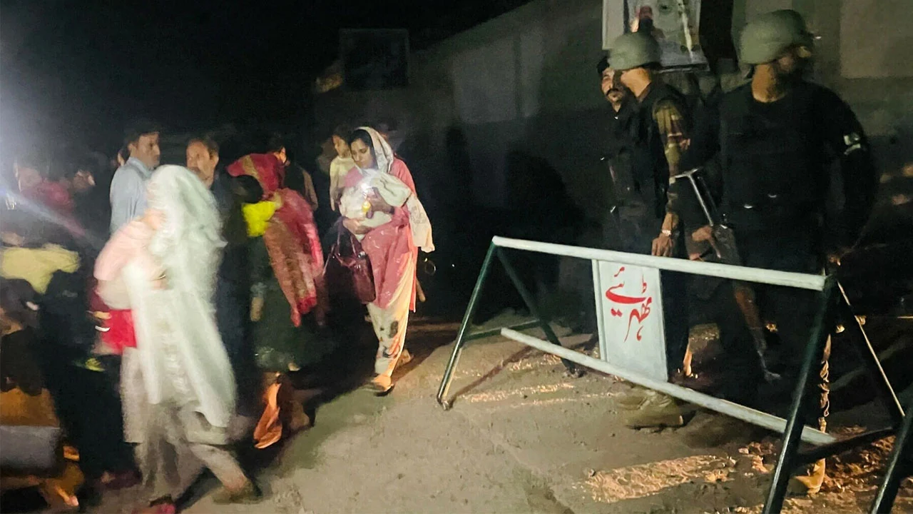 India attacks two mosques in pakistan, death toll rises to 8