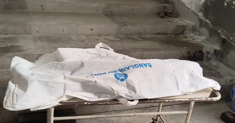 Teacher killed in attack for protesting against expatriate's wife being called out at night