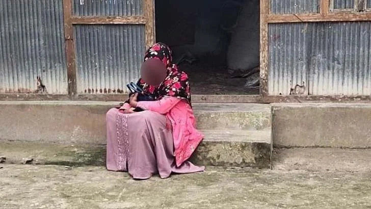 Young woman on hunger strike at malaysian expatriate's door