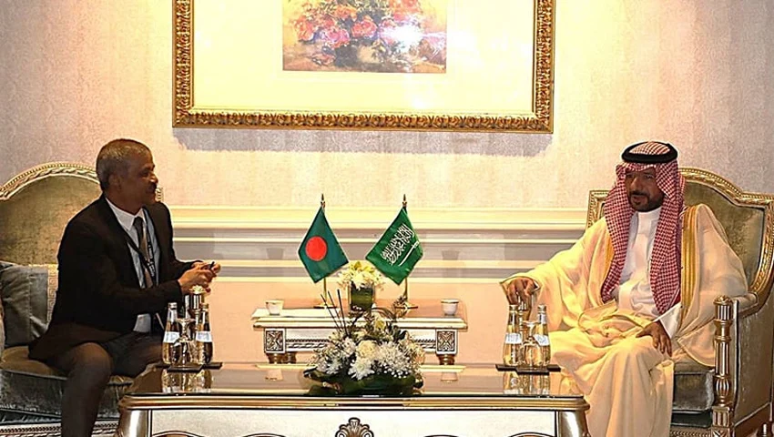 সৌদিকে আরও কর্মী নেওয়ার অনুরোধ