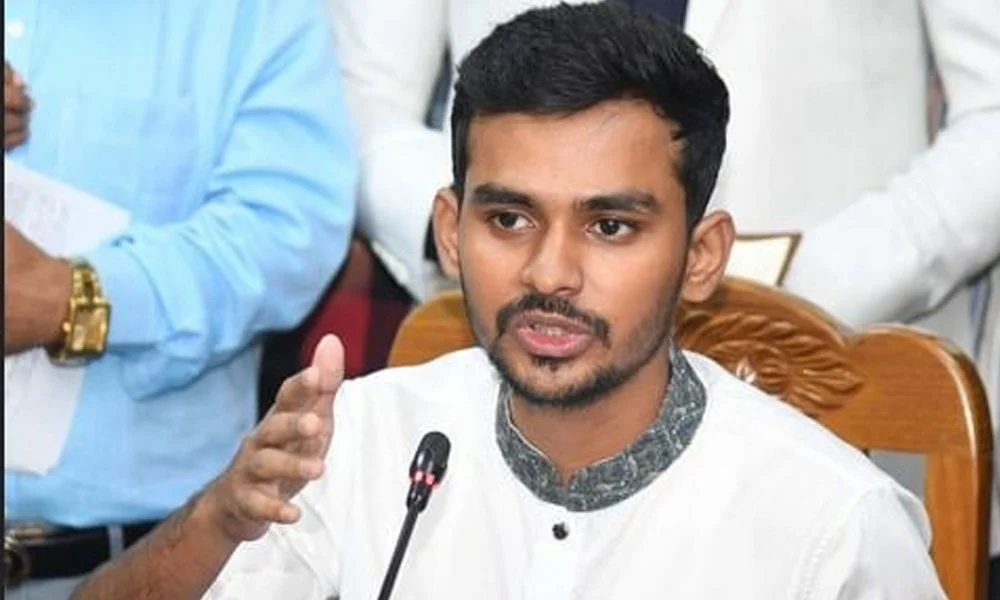 Advisor asif gives good news to the youth