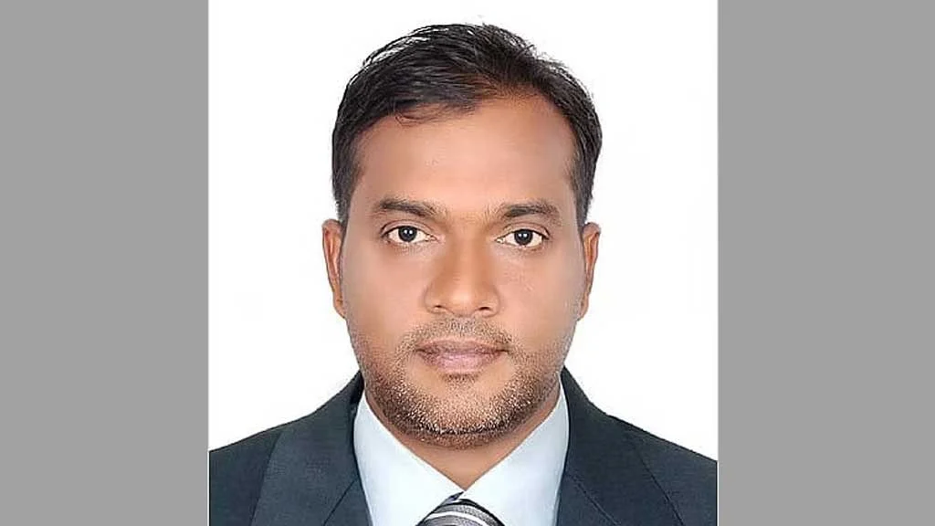 Expatriate bangladeshi wins lottery worth half a crore taka