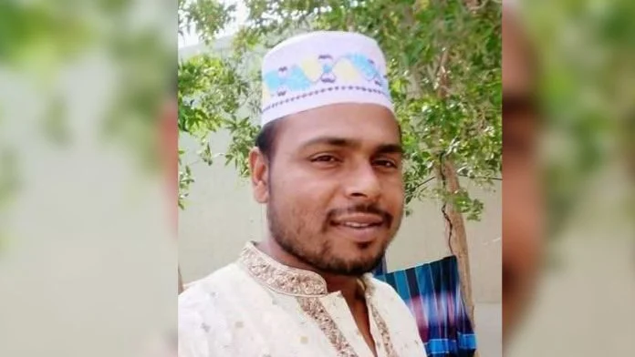 Expatriate dies after being struck by lightning while taking a bath