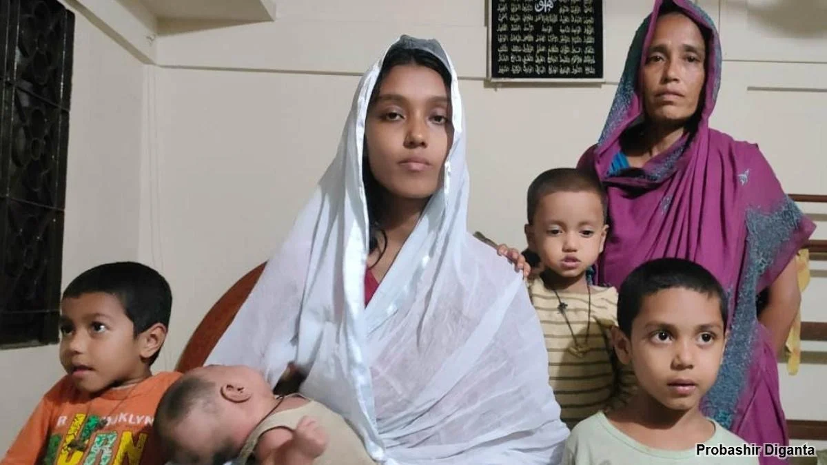 Expatriate's wife has no place to settle down with four ignorant children