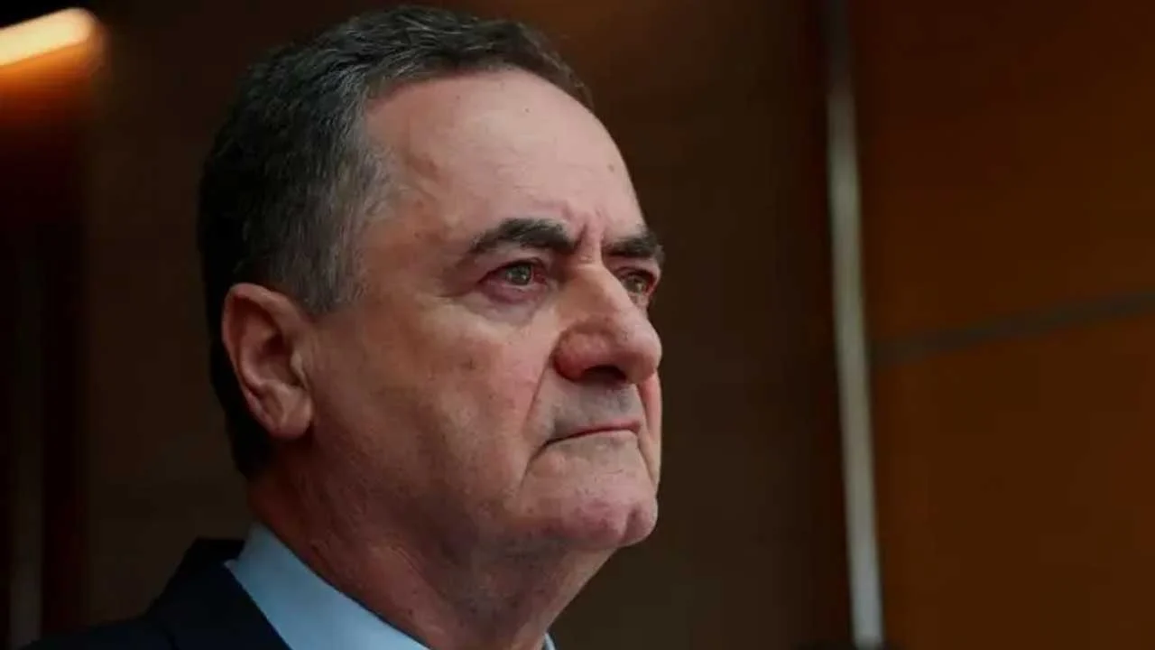 Israeli defense minister orders 'heavy strike' on tehran