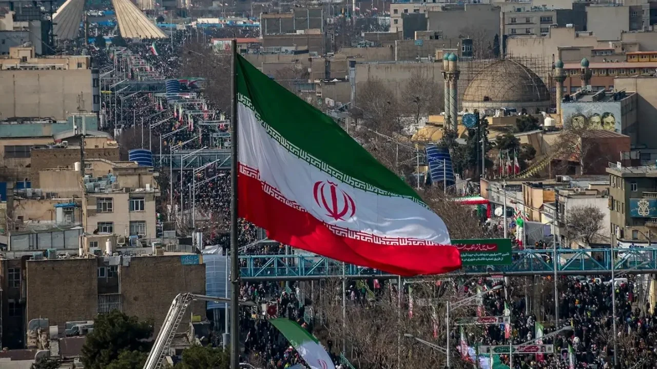 Massive attack in iran, 5 revolutionary guards killed