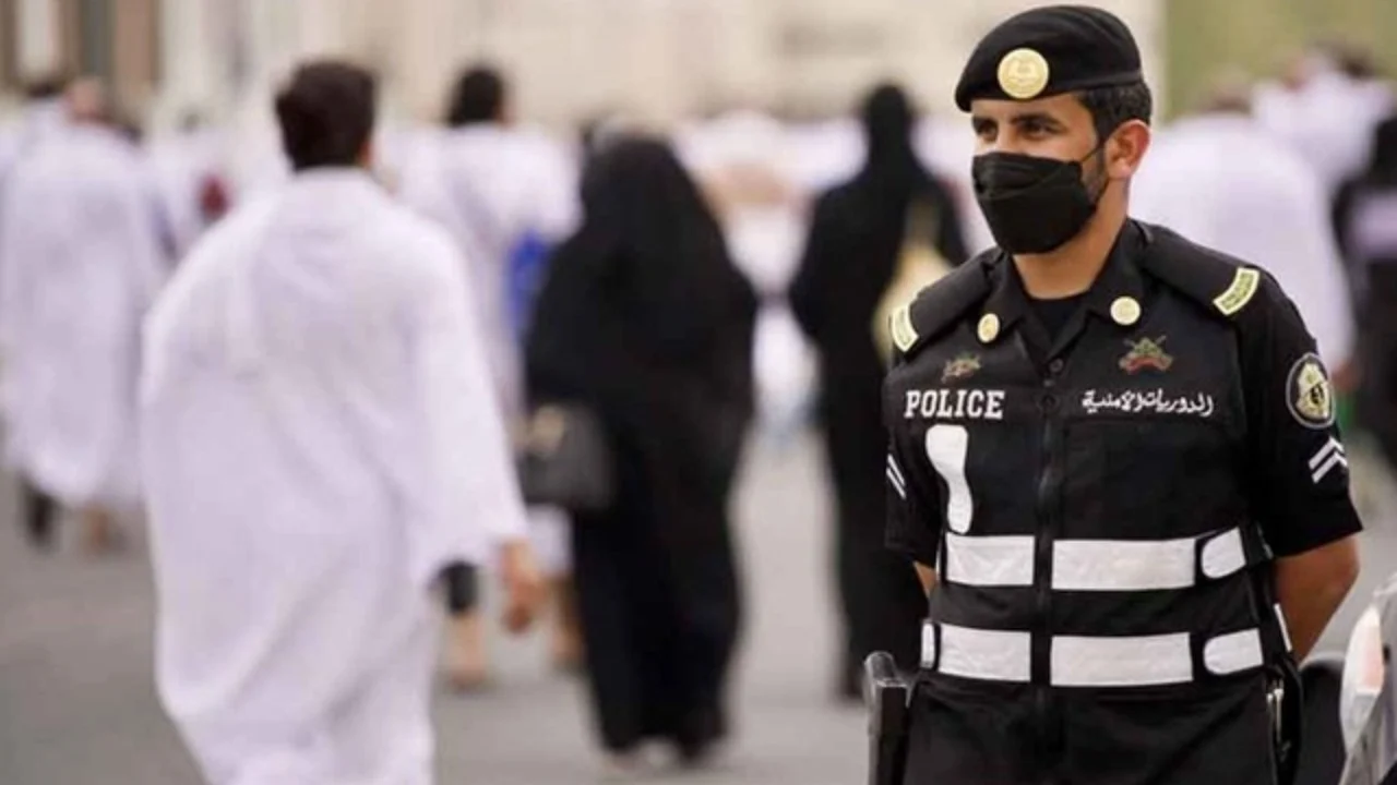 Two expatriates arrested in saudi arabia for fake hajj advertisement