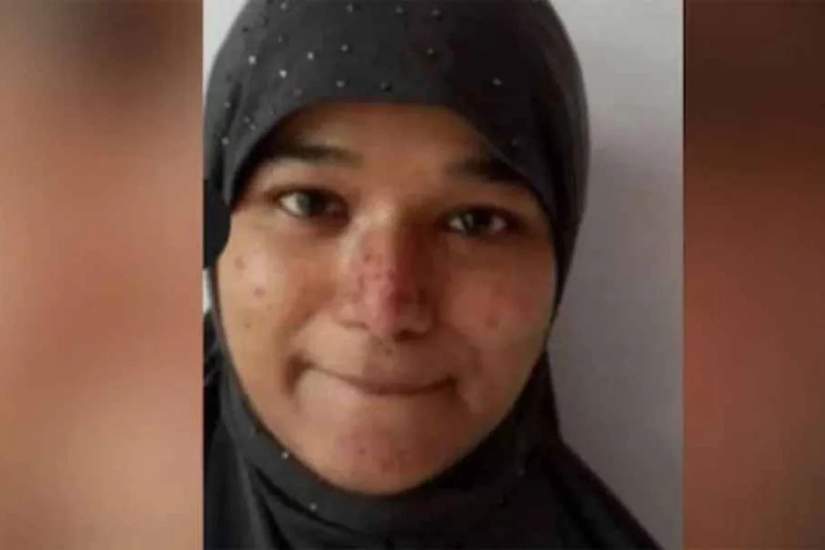 1 woman controlled 4 men!