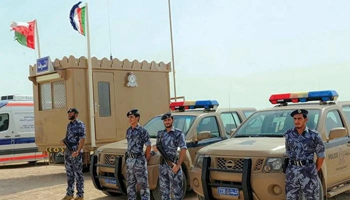 21 expatriates arrested in oman in one day