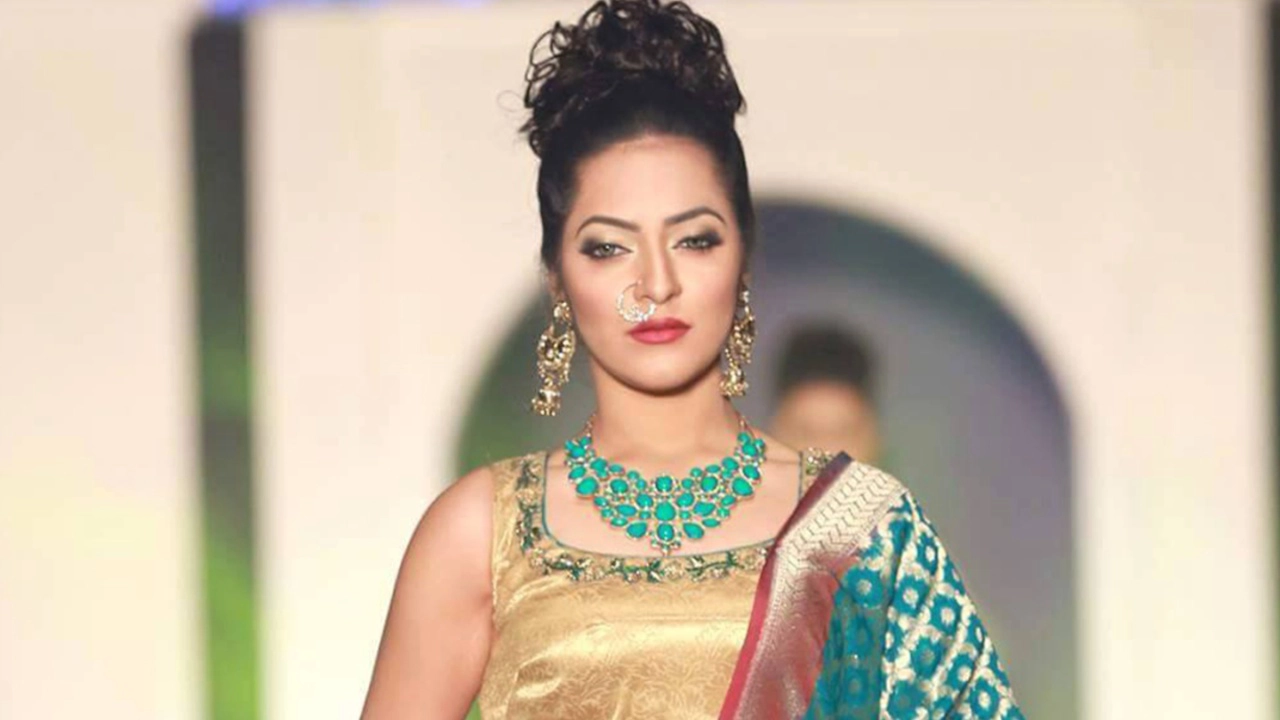 Bangladeshi model arrested in india, fake documents recovered