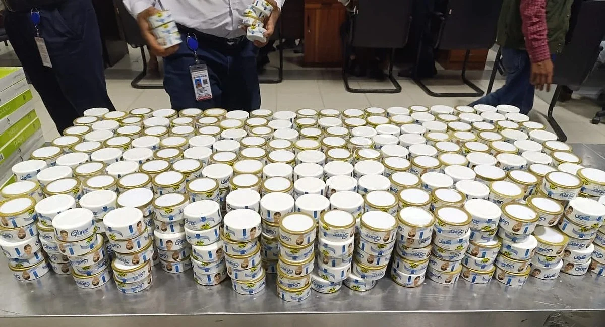 Cigarettes, cream worth tk 1.3 million seized at airport