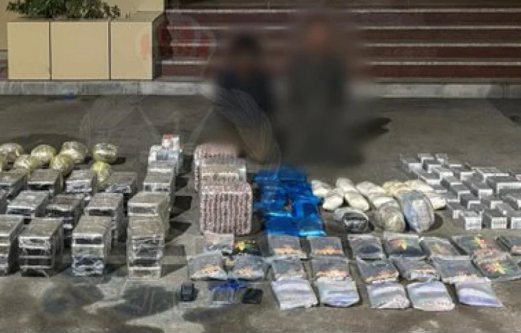 Two expatriates arrested while smuggling drugs in oman