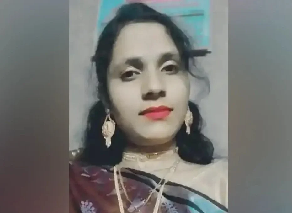 Wife divorces expatriate husband, disappears with money and jewelry