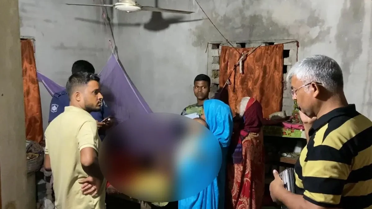 Youth killed in mob lynching by locals for beating his mother