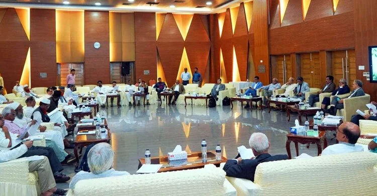 Consensus commission meeting wit