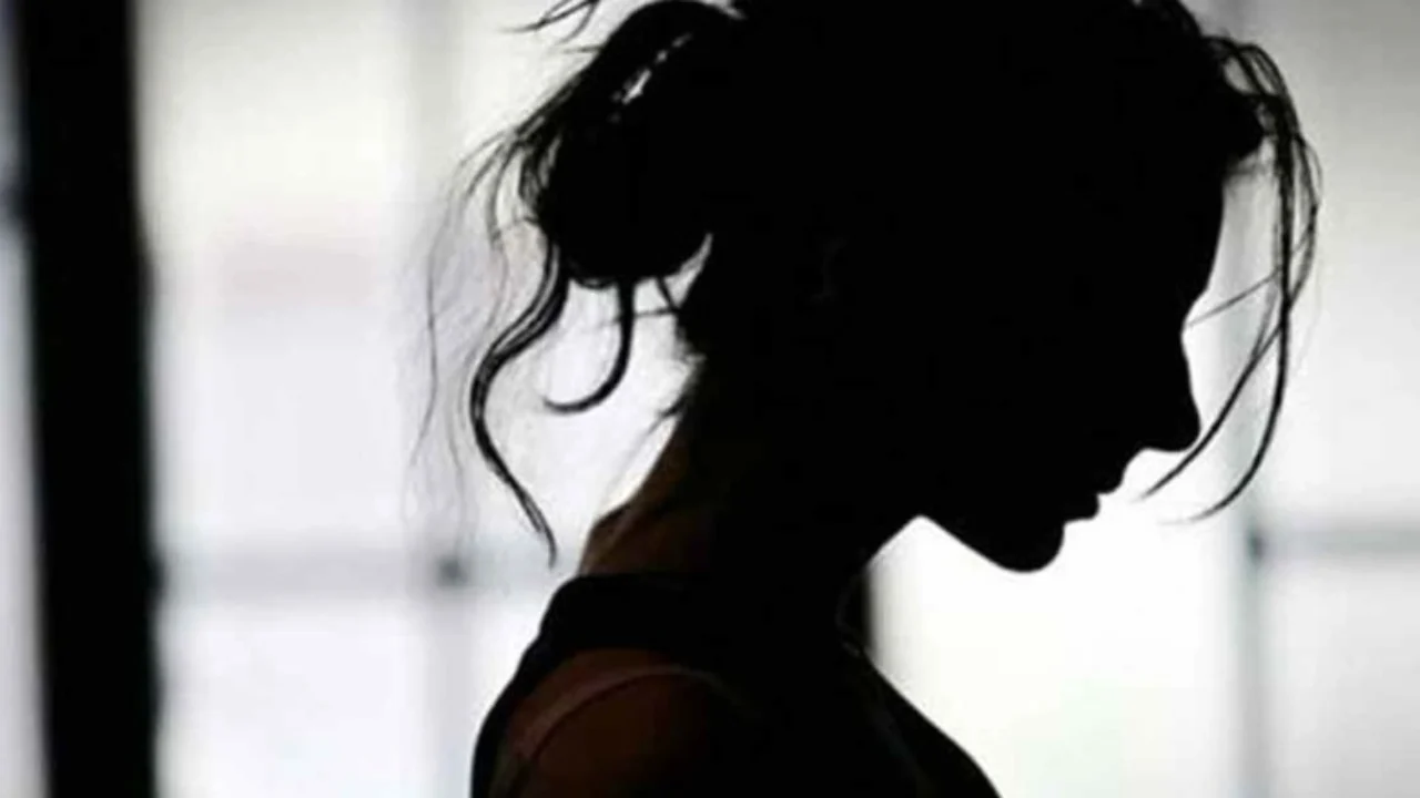 Bangladeshi girl escapes major trap in india, three arrested