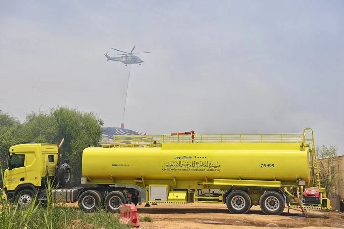 Massive fire breaks out in oman's bausha region3